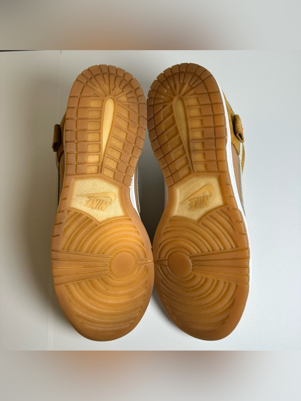 Nike Dunk Low SE Teddy Bear Praline Desert Ocher Mens 11 DZ5350-288 Sneakers - Picture 13 of 16